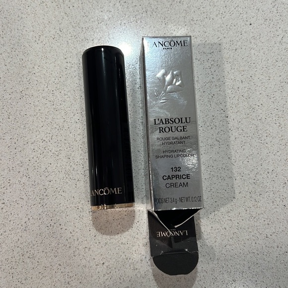 ✨LANCOME✨ 132 Caprice L'Absolu Rouge Lipstick - Picture 2 of 10